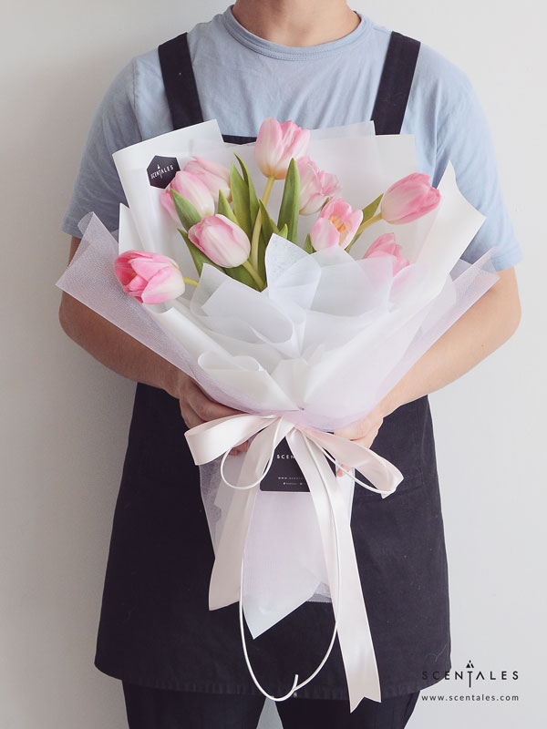 minimalist-pink-tulip-flower-bouquet-white-purple-02-600x800 (Pre-order) Minimalist Pink Tulip Flower Bouquet - Image 2