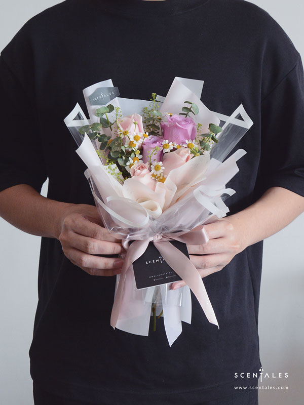 qixi2021-flower-bouquet-02-600x800 Growing Fonder Flower Bouquet - Image 2